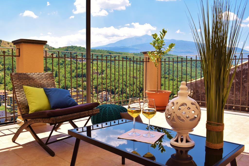 Cento Tari' Guest House Castiglione De Sicilia Exterior photo