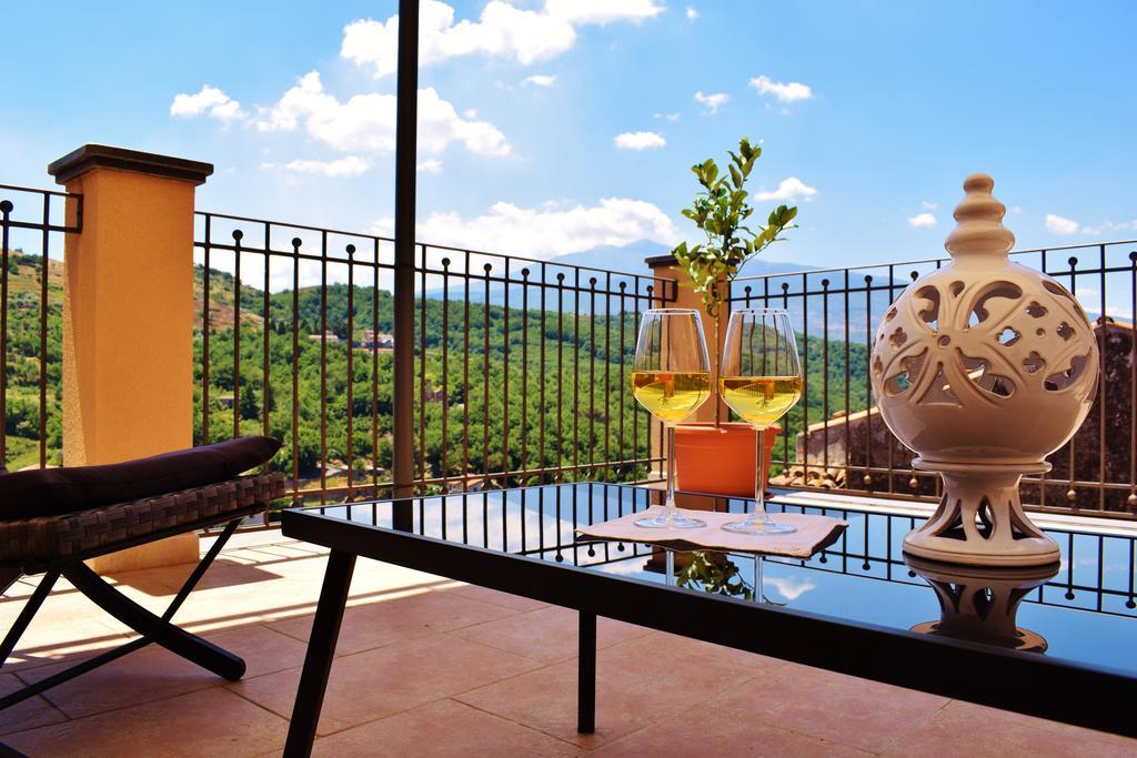 Cento Tari' Guest House Castiglione De Sicilia Exterior photo